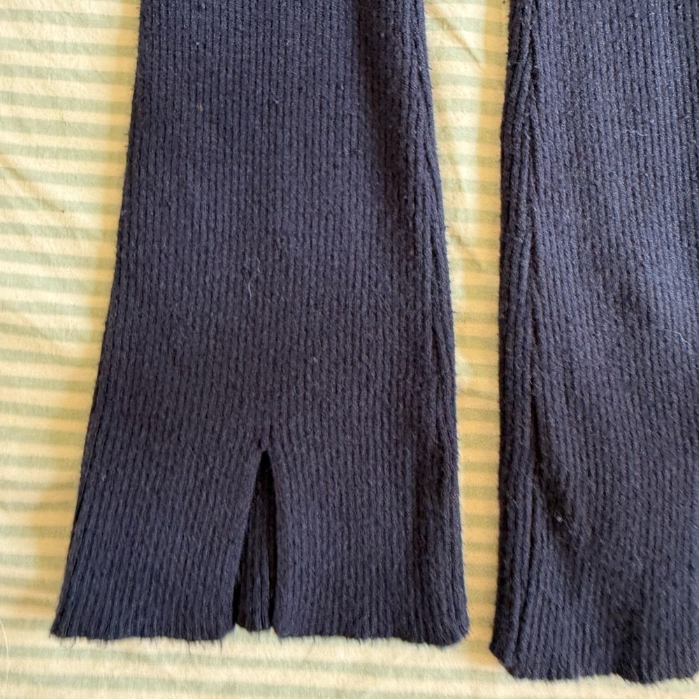 Zara Ribbed Flared Leggings - Picture 2 of 9